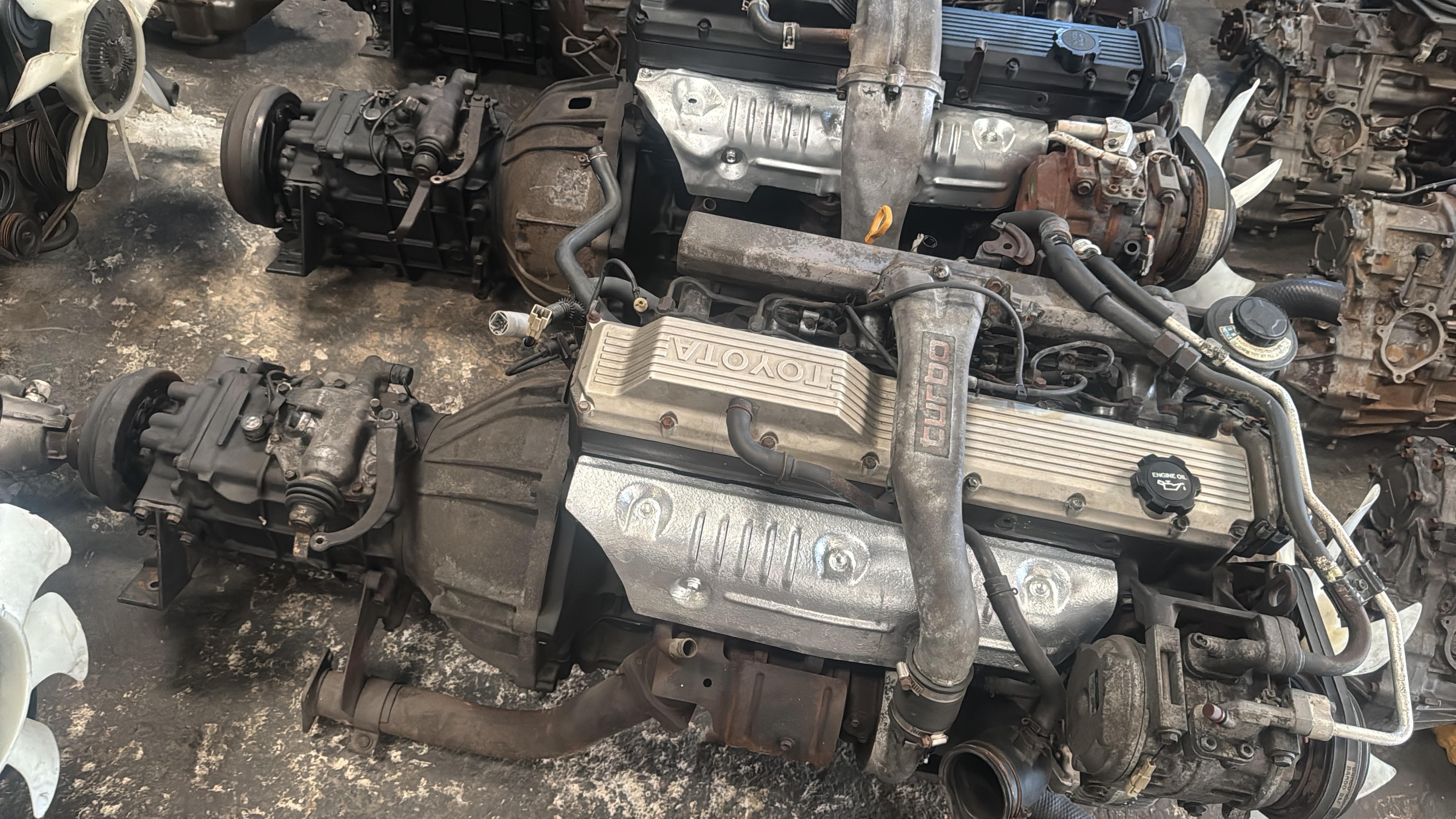 Front view of Toyota land cruiser 79 1HZ Engine